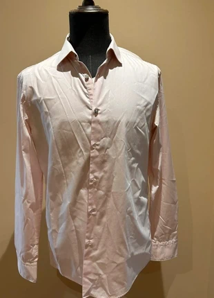 Chemise manches longues rose Hugo Boss taille 42, marque: Hugo Boss, état: Très bon état, taille: 42 cm, 7,00 €, 8,05 € Protection acheteurs incluse