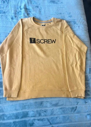 Screw Yellow Crewneck, marca: Screw, estado: Muito bom, tamanho: S, €20.00, €21.70 inclui Proteção do Comprador