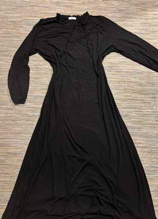 Black long sleeve dress, marque: LC Waikiki, état: Neuf sans étiquette, taille: XXXL / 46 / 18, 10,00 €, 11,20 € Protection acheteurs incluse
