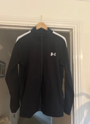 Zip up Under Armour top size L, brand: Under Armour, condition: Very good, size: L, £11.00, £12.25 includes Buyer Protection