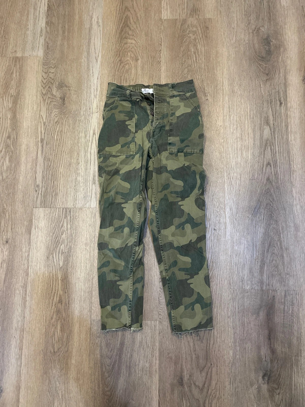 Hollister Camo Jean