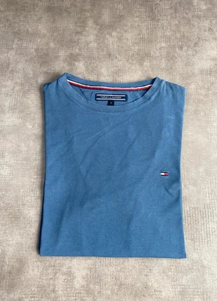 Tee-shirts Tommy Hilfiger Uni Manche Longue | Bleu Logo Brodé | Taille S Homme, brand: Tommy Hilfiger, condition: Very good, size: S, €15.00, €16.45 includes Buyer Protection