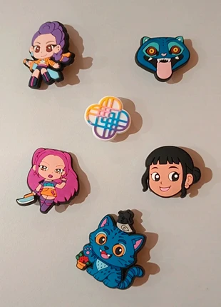 Jibbitz charms crocs - kpop demon hunters - lot de 6, marque: Crocs, état: Neuf sans étiquette, taille: 39, 5,00 €, 5,95 € Protection acheteurs incluse