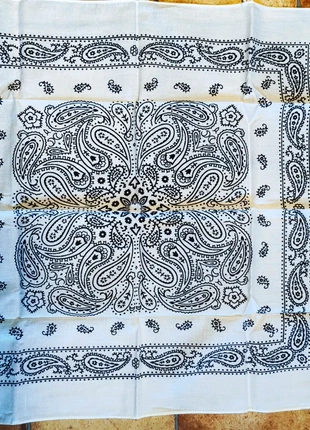 Bandanas, brand: Bandanas, condizioni: Nuovo senza cartellino, €8.00, €9.10 include la Protezione acquisti