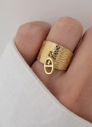 Bague acier inoxydable doré ajustable, marca: Boutique Parisienne, estado: Muito bom, tamanho: Ajustável, €9.00, €10.15 inclui Proteção do Comprador Pro