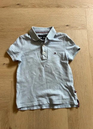 Jongens polo Tommy, merk: Tommy Hilfiger, staat: Heel goed, maat: 4 jaar / 104 cm, € 4,00, € 4,90 inclusief Kopersbescherming