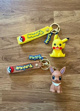 Porte clés - Pokémon - neuf - 5,99€ l’unité, brand: Pokémon, condizioni: Nuovo senza cartellino, €5.99, €6.99 include la Protezione acquisti Pro