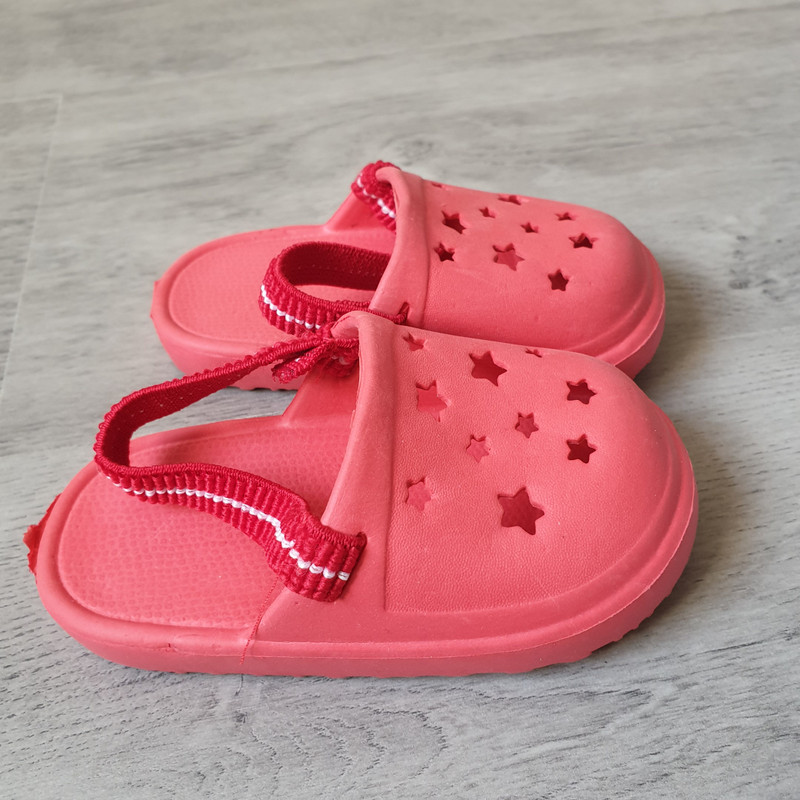 Sandales crocs taille 19 Vinted