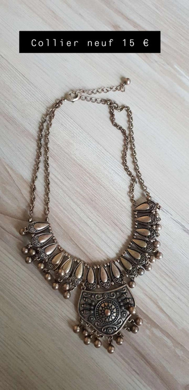 Collier  5
