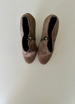 Stivaletti Primadonna in camoscio marrone – Taglia 37, tacco alto con zip laterale!, marque: PrimaDonna, état: Très bon état, taille: 37, 15,00 €, 16,45 € Protection acheteurs incluse