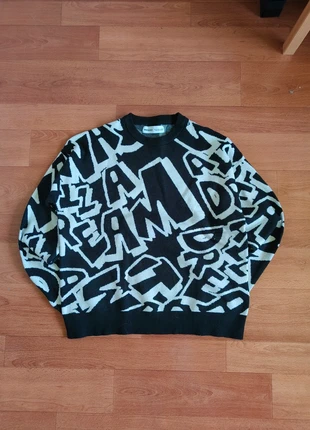 Streetwear sweater Bershka, merk: Bershka, staat: Nieuw zonder prijskaartje, maat: S, € 7,00, € 8,05 inclusief Kopersbescherming