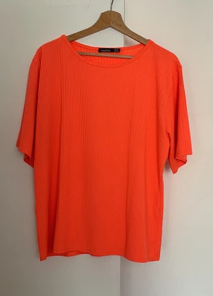 T-shirt orange fluo, marca: Boohoo, estado: Muito bom, tamanho: XXL / 44 / 16, €6.00, €7.00 inclui Proteção do Comprador