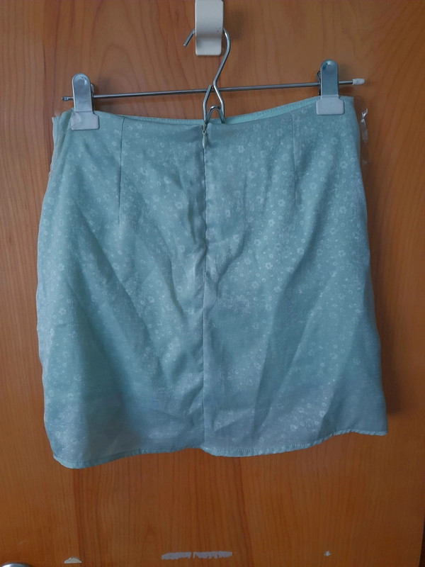 Mint green mini skirt 2