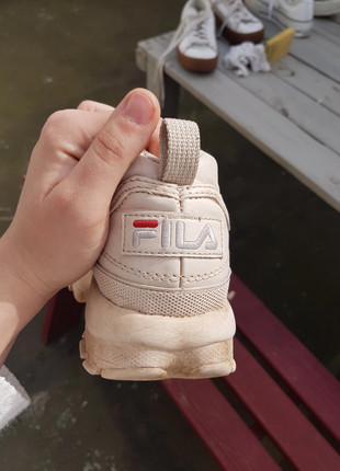 Fila disruptor clearance neutral multi