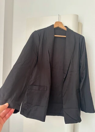 Blazer noir – coupe fluide, taille L, brand: CHIC, condizioni: Ottime, taglia: L / IT 44 / EU 40, €10.00, €11.20 include la Protezione acquisti