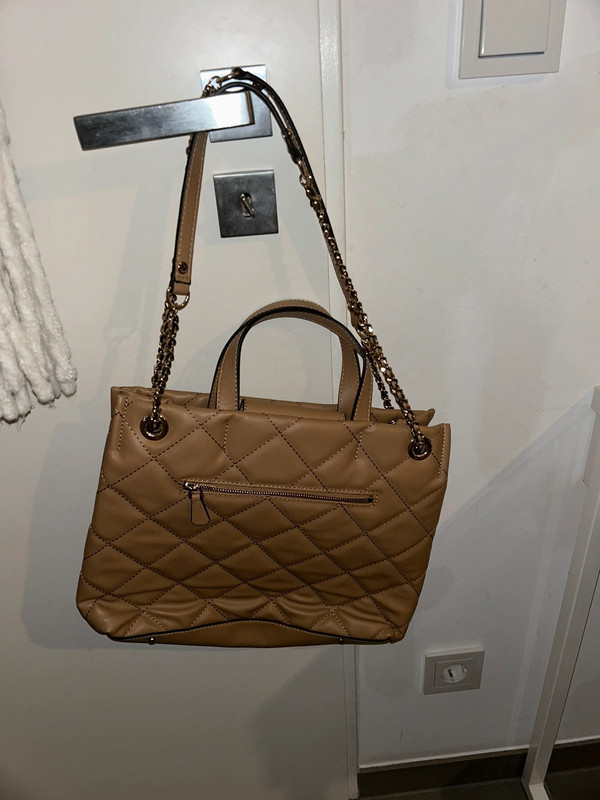 Guess Bag 2