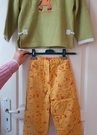 Ensemble pull pantalon, merk: Vynil Fraise, staat: Heel goed, maat: 8 jaar / 128 cm, € 4,00, € 4,90 inclusief Kopersbescherming