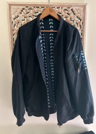 Blouson bleu afro, marque: Fait Main, état: Très bon état, taille: L, 15,00 €, 16,45 € Protection acheteurs incluse