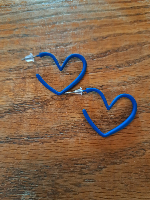 Blue heart hoop earrings 1