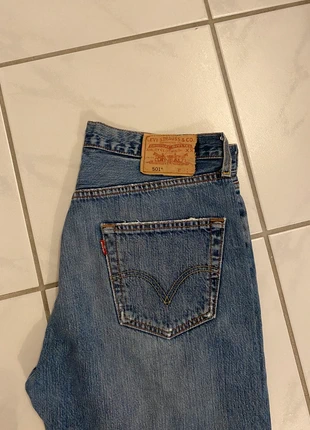 Jean Levi’s 501 Vintage homme taille 42 – bleu clair, très bon état, marke: Levi's, zustand: Sehr gut, größe: W32 | DE 48, 14,00 €, 15,40 € inklusive Vinted-Käuferschutz