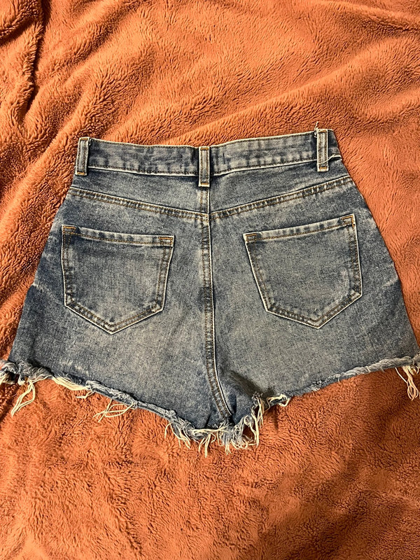 Short en jean taille S 2