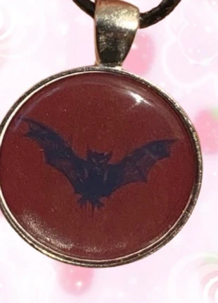 Vintage gothic bat necklace, brand: Handmade, condition: New without tags, $3.99, $4.89 includes Buyer Protection