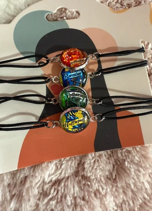 Pulseras Harry Potter, marca: Love, estado: Muy bueno, 2,95 €, 3,10 € Protección al comprador incluida