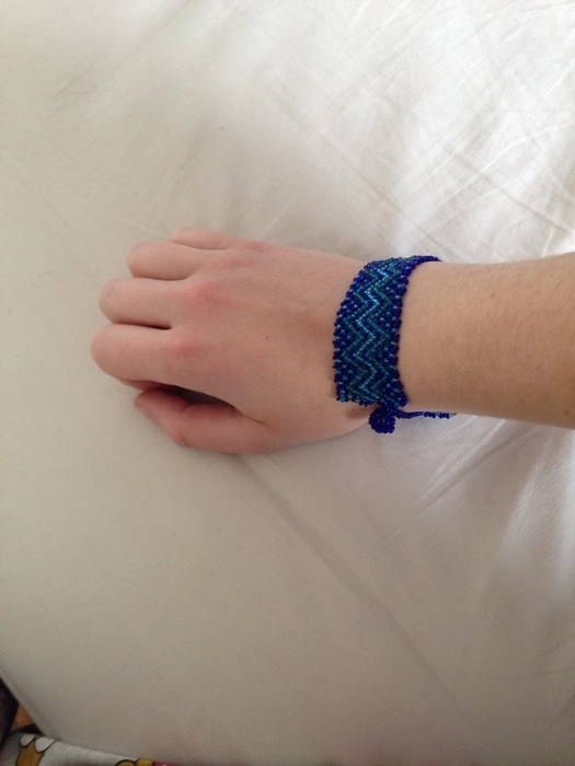 Bracelet perles bleu clair / foncé 2