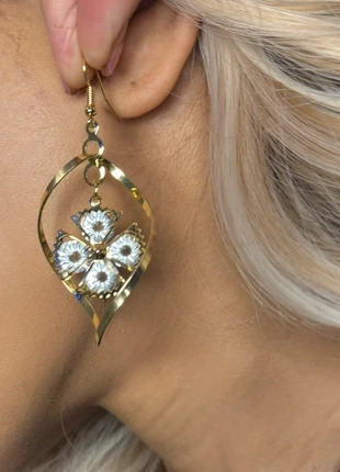 Brand New! Stunning Golden Bloom Hoop Earings – Classic Shape With Dazzling Detail, brand: vintage inspired, condition: Very good, £9.00, £10.15 includes Buyer Protection Pro