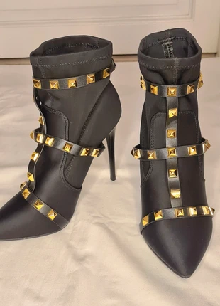 bottines à talons noires à pic doré, marque: Vintage, état: Très bon état, taille: 38, 9,00 €, 10,15 € Protection acheteurs incluse