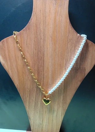 Collana con ciondolo cuore, marca: Le Fate, estado: Muy bueno, 15,00 €, 16,45 € Protección al comprador incluida