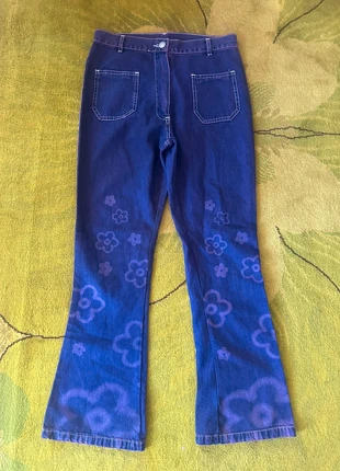 Jeans viola floreali svasati con due tasche vintage y2k , marque: y2k, état: Très bon état, taille: M / 38 / 10, 18,00 €, 19,60 € Protection acheteurs incluse