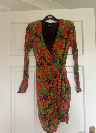 Robe mini imprimée Zara avec ceinture à nouer, brand: Zara, condition: Very good, size: XS / 34 / 6, €12.00, €13.30 includes Buyer Protection