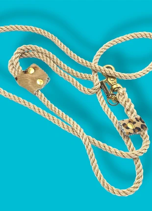 Hondenriem dog leash 8mm dikte 1,20 M lengte met leren Leopard labels, merk: Lowlands Couture, staat: Nieuw met prijskaartje, maat: S, € 24,95, € 26,90 inclusief Kopersbescherming