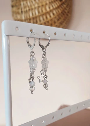 witte oorbellen, merk: Handgemaakt, staat: Nieuw zonder prijskaartje, € 4,50, € 5,43 inclusief Kopersbescherming