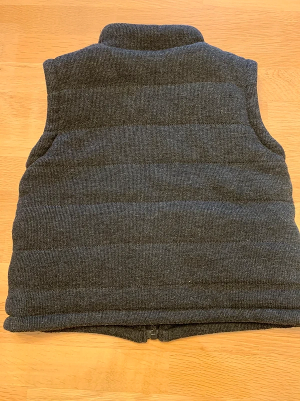 Veste sans manches 2 ans - photo numéro 2
