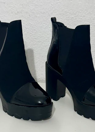 Botines plataforma, marca: Alta Moda, estado: Muy bueno, tamaño: 39, 9,00 €, 10,15 € Protección al comprador incluida