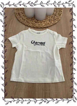 T-shirt "Charmant comme maman" KIABI Taille 12 mois, marque: Kiabi, état: Très bon état, taille: 9-12 mois / 74 cm, 3,00 €, 3,85 € Protection acheteurs incluse