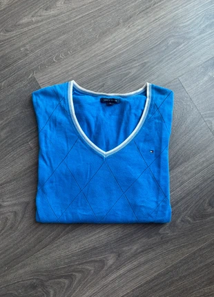 Pull bleu col en V Tommy Hilfiger XL, marke: Tommy Hilfiger, zustand: Sehr gut, größe: XL / 42 / 14, 22,00 €, 23,80 € inklusive Vinted-Käuferschutz