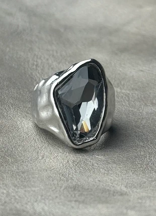 Bague irrégulière ornée d’une pierre noire en argent, marque: Argent, état: Très bon état, taille: Ajustable, 10,00 €, 11,20 € Protection acheteurs incluse