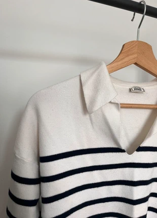 Pull marinière blanc et bleu, col V, merk: Pimkie, staat: Heel goed, maat: XS / 34 / 6, € 6,00, € 7,00 inclusief Kopersbescherming