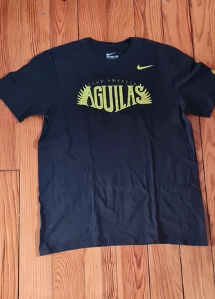 T-shirt Nike, marque: Nike, état: Bon état, taille: L, 6,00 €, 7,00 € Protection acheteurs incluse