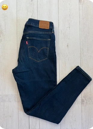 Jean pantalon Lévis 720 skinny moulant taille haute marine taille S femme sku1, marke: Levi's, zustand: Sehr gut, größe: S / 36 / 8, 15,00 €, 16,45 € inklusive Vinted-Käuferschutz