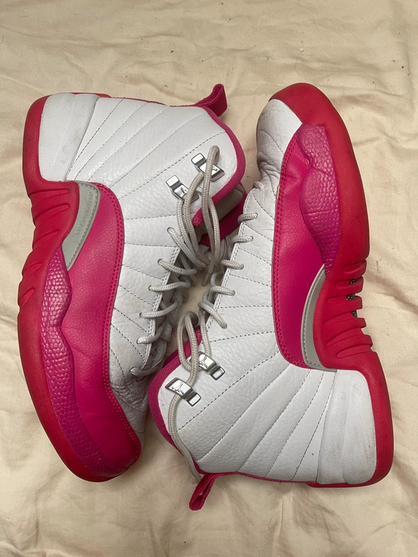 Pink deals retro 12