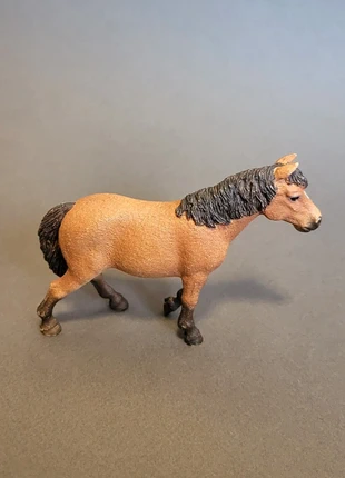 Schleich figurine cheval jument dartmoor, marke: Schleich, zustand: Sehr gut, größe: Einheitsgröße, 3,00 €, 3,85 € inklusive Vinted-Käuferschutz