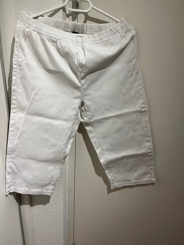 Hvide shorts 1