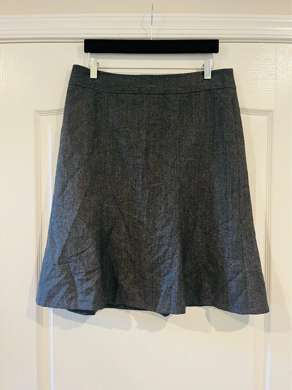 Ann Taylor Women’s Gray Midi Skirt, Size 10 1