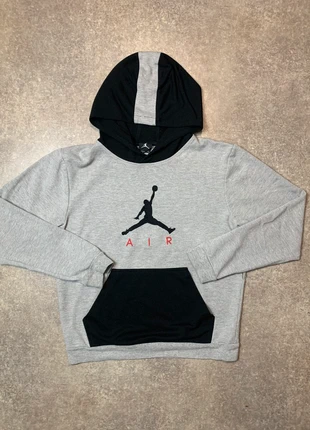 Pull capuche air Jordan taille XL, marque: Jordan, état: Bon état, taille: XL, 8,00 €, 9,10 € Protection acheteurs incluse