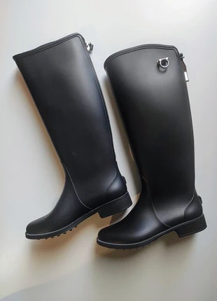 Stivali Alti Impermeabili Ferragamo Neri (5), marque: Ferragamo, état: Très bon état, taille: Autre, 110,00 €, 116,20 € Protection acheteurs incluse