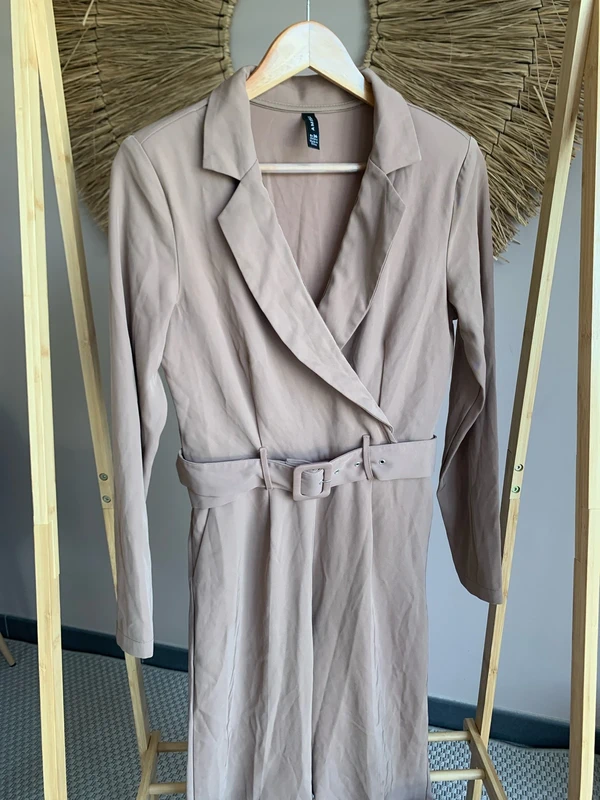 Combinaison pantalon beige - photo numéro 2